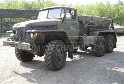 Nákladní automobil Ural 375 APA 4G