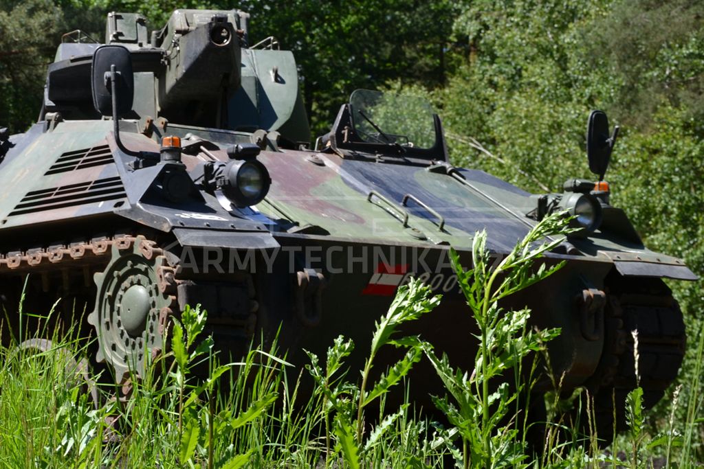 Schützenpanzer SAURER 4K 4FA A1 věžový